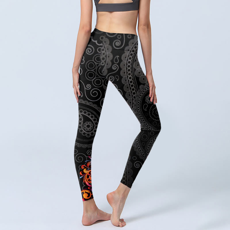 Strong Contrast Flower Paisley Pattern Gym Leggings Women's Yoga Pants