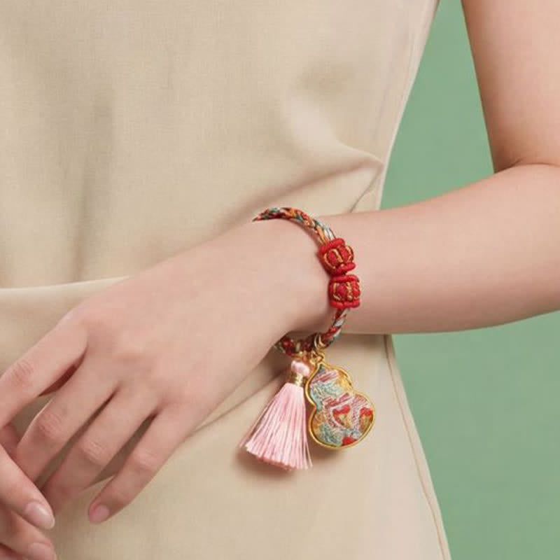Handwoven Five Color Apple Money Bag Gourd Chinese Lock Charm Protection Bracelet