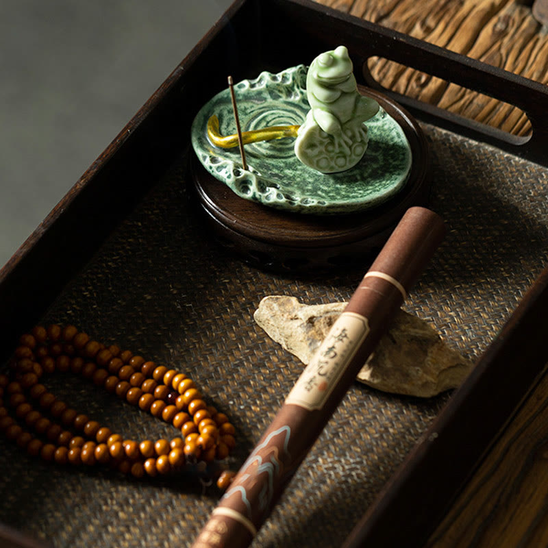 Leaf Meditation Frog Pattern Ceramic Incense Burner Decoration