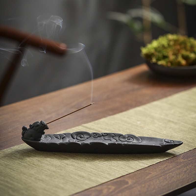 Auspicious Clouds Pixiu Ceramic Stick Incense Burner Decoration