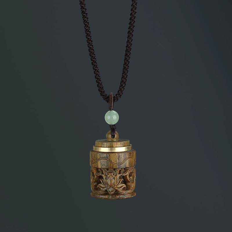 Tibet Green Sandalwood Rosewood Om Mani Padme Hum Lotus Positive Soothing Necklace Pendant