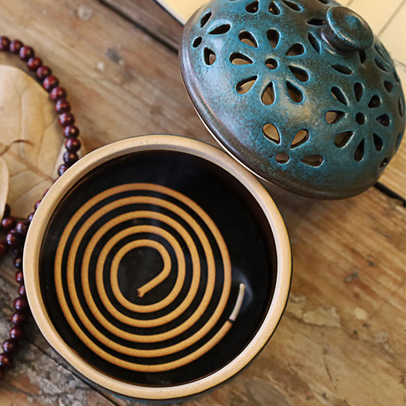 Mini Hollow Spiritual Meditation Ceramic Small Incense Burner Decoration